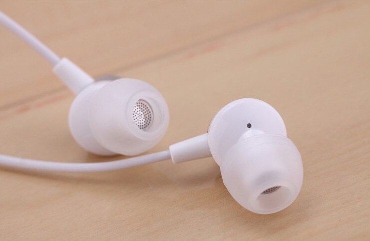 3 Pairs Silicone Replacement, Earbud Ear Buds, Ear Tips Covers Eargels for Xiaomi, Vivo, Most In Ear Earphone Accessories Pads