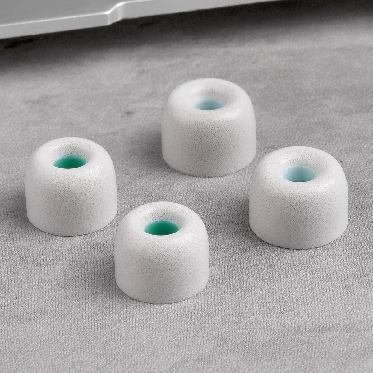 4Pcs Memory Foam Ear Tips for 1MORE EVO Earbuds Eartips Ture Wireless Earphone Tips 4-5mm 4Pcs Memory Foam Ear Tips for 1MORE EVO Earbuds Eartips Ture Wireless Earphone Tips 4-5mm
