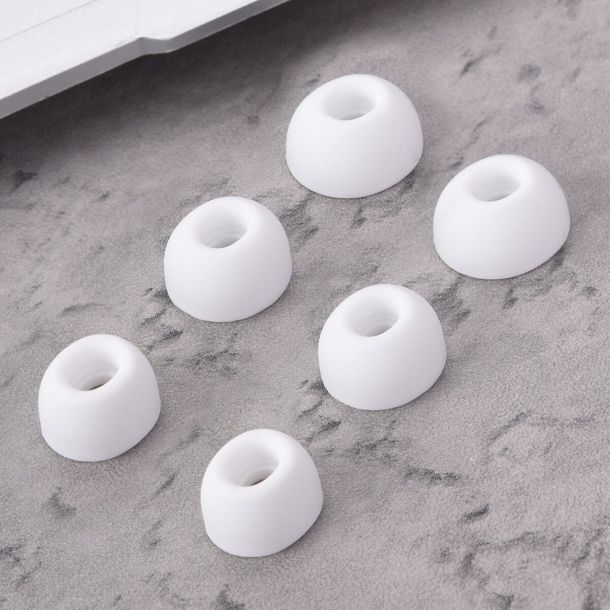 6Pcs Silicone Ear Tips for Redmi Airdots 3 Pro Earbuds Eartips Airdots3 Pro TWS Wireless Noise Reduction Tips Oval Mouth Earplug 6Pcs Silicone Ear Tips for Redmi Airdots 3 Pro Earbuds Eartips Airdots3 Pro TWS Wireless Noise Reduction Tips Oval Mouth Earplug