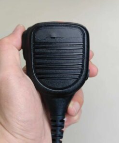 Alternative view of MOTOROLA R7 walkie-talkie microphone R7 speaker R7A shoulder voice mic